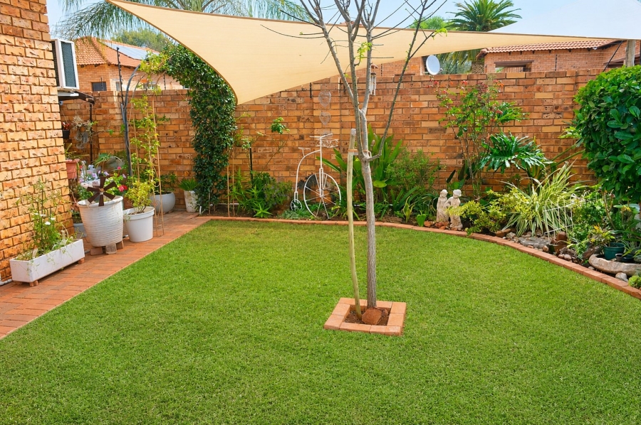 2 Bedroom Property for Sale in Doringkruin North West